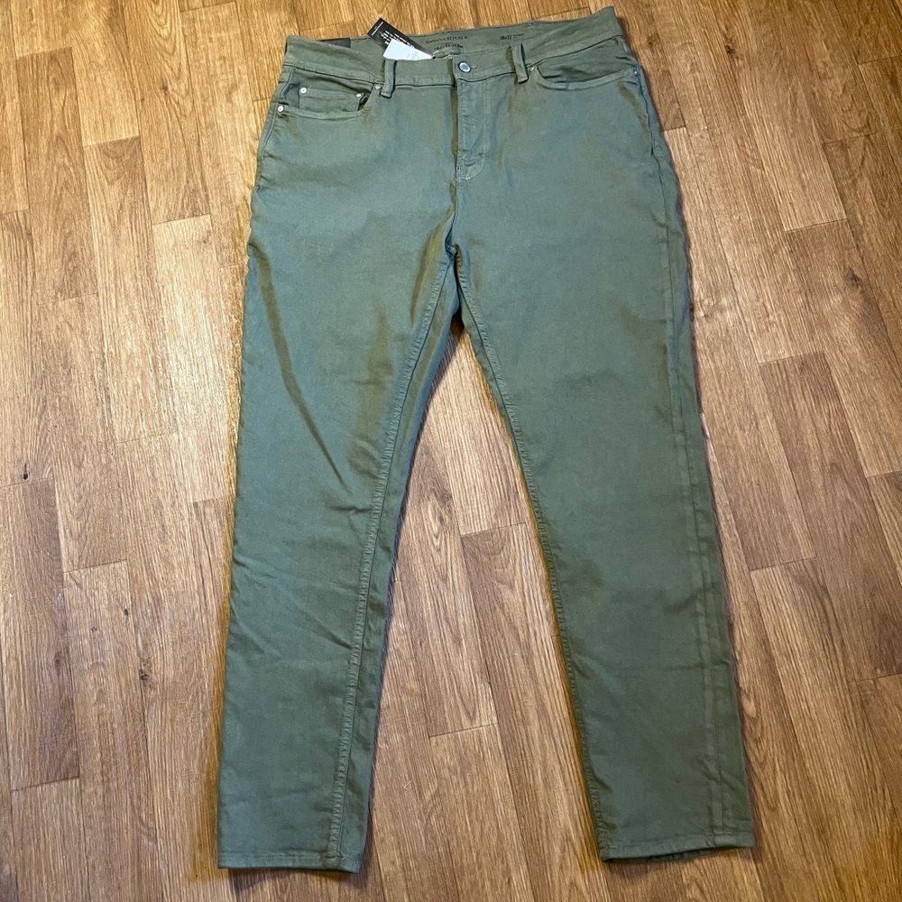Banana Republic Green Travel Jeans - Picture 1 of 11